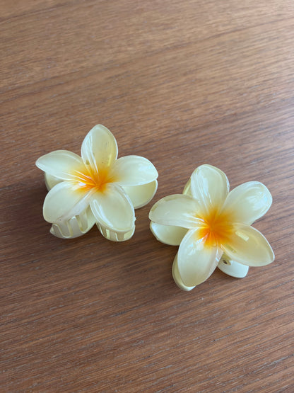 Yellow flower clip